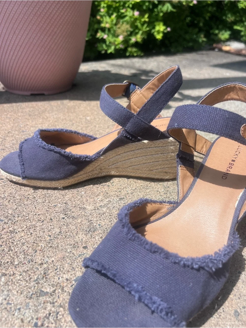 Lucky Brand Mindra Espadrille Wedge in Navy 9.5